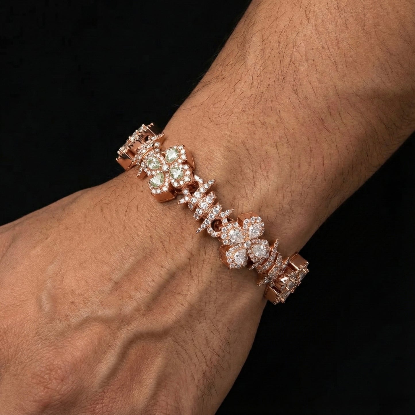 Four Leaf Clover VVS Bracelet